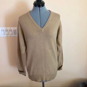 Saks 5th ave cashmere sweater size 10 v neck
